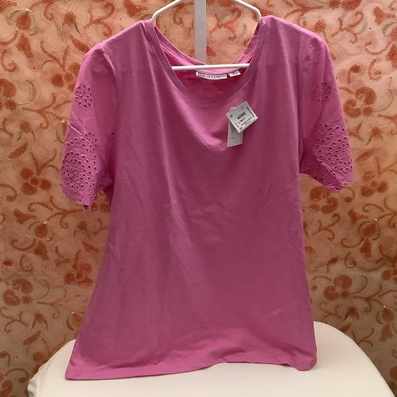 IB DIFFUSION Tops - Elegant Pink Eyelet Sleeve Top